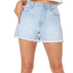 Celebrity Pink High Rise Daisy Printed Denim Frayed Hem Short